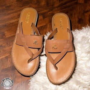 Y2K Lauren Ralph Lauren Women’s Leather Thong Sandals Tan Brown Logo (Size 7)